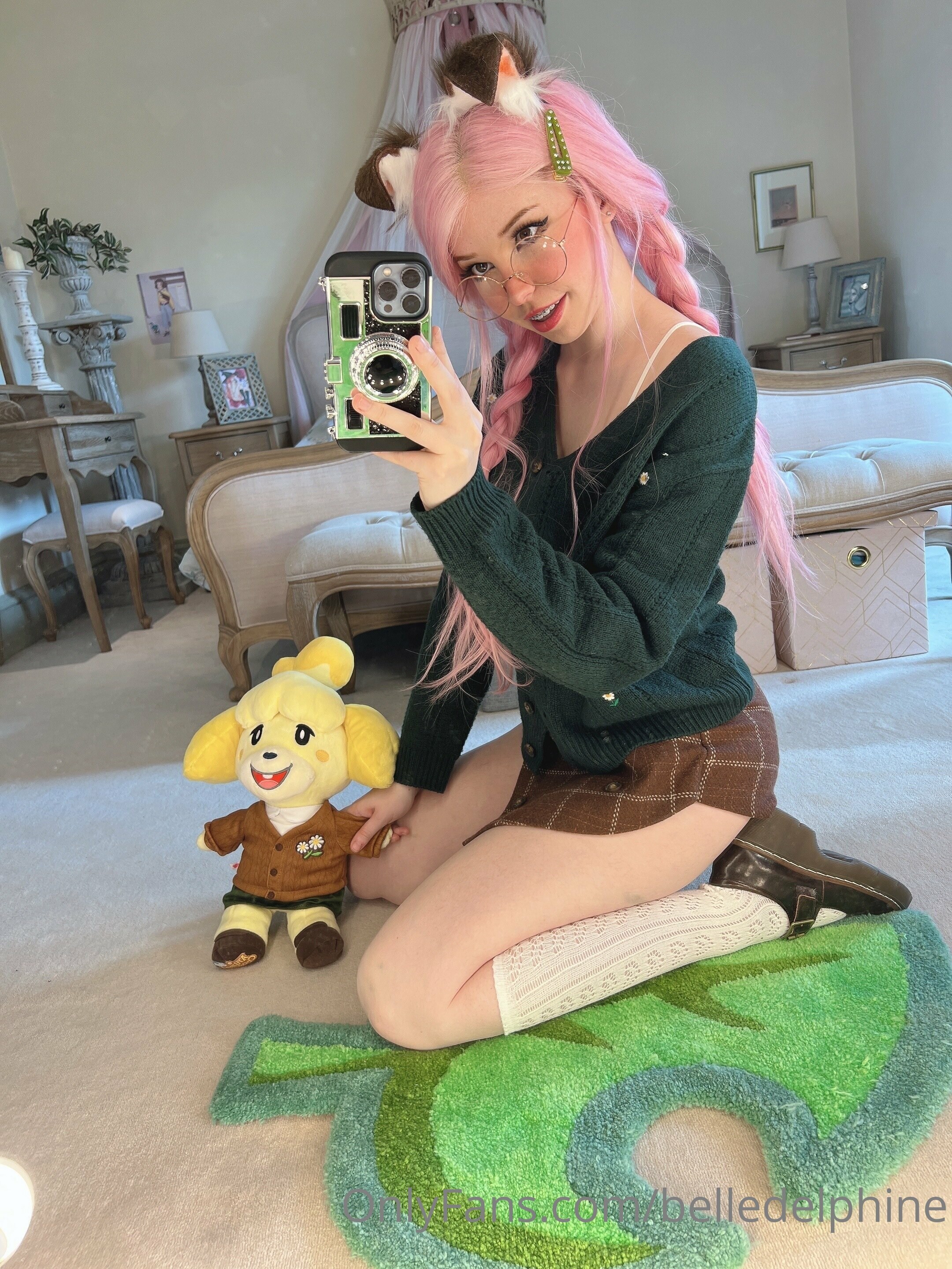 Belle Delphine Animal Crossing Set 118982