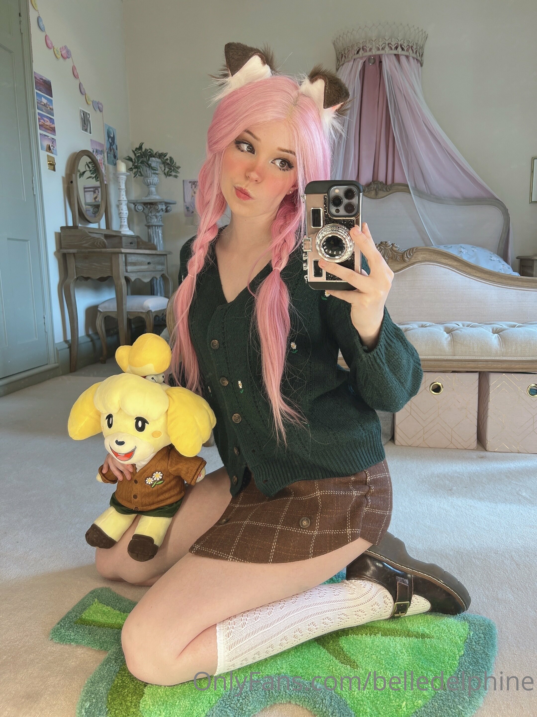 Belle Delphine Animal Crossing Set 118983