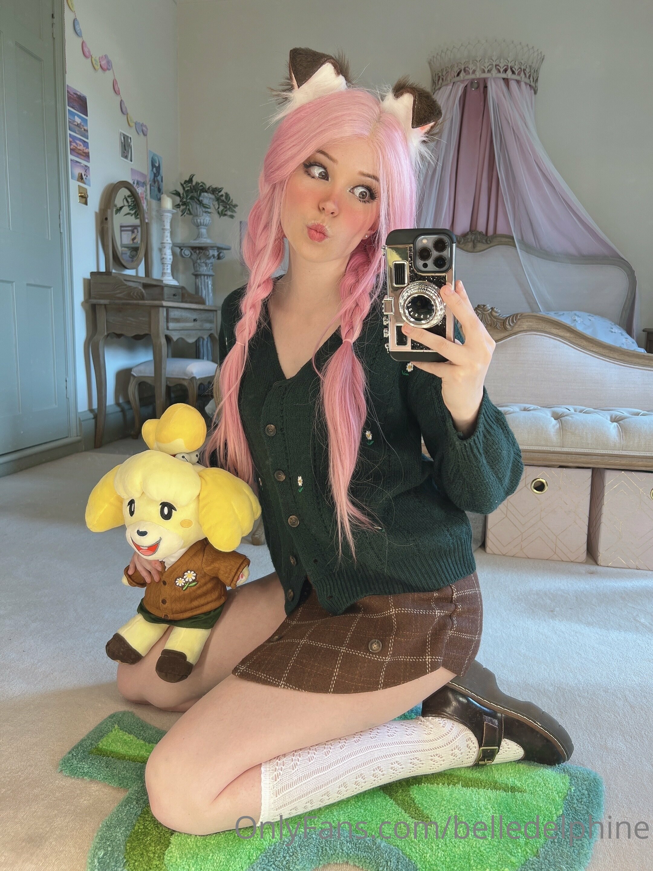 Belle Delphine Animal Crossing Set 119017