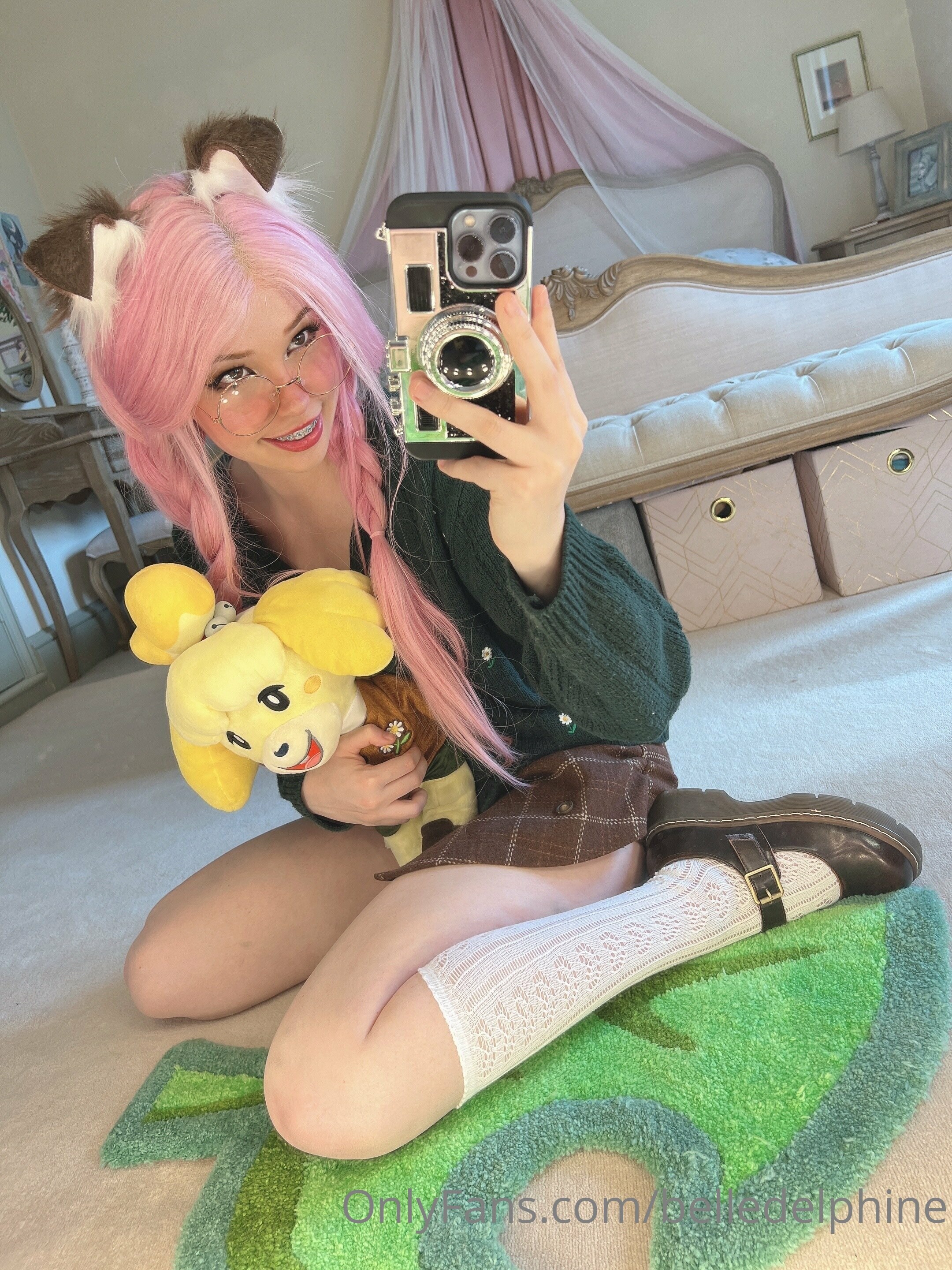 Belle Delphine Animal Crossing Set 119033