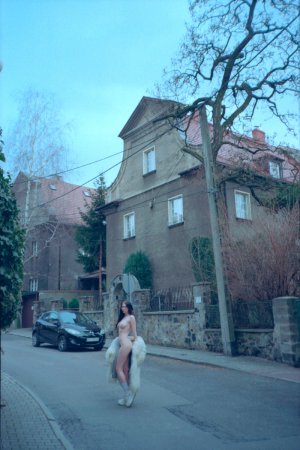 Angela Halee OnlyFans Photos #3