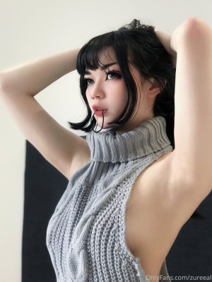 Zureeal Nude OnlyFans Photos #16