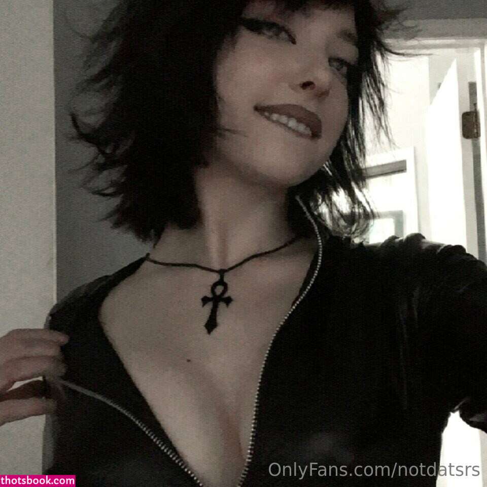 ItsNotDatSrs Notdatsrs lilredvlvt Nude OnlyFans Photos #3 801998