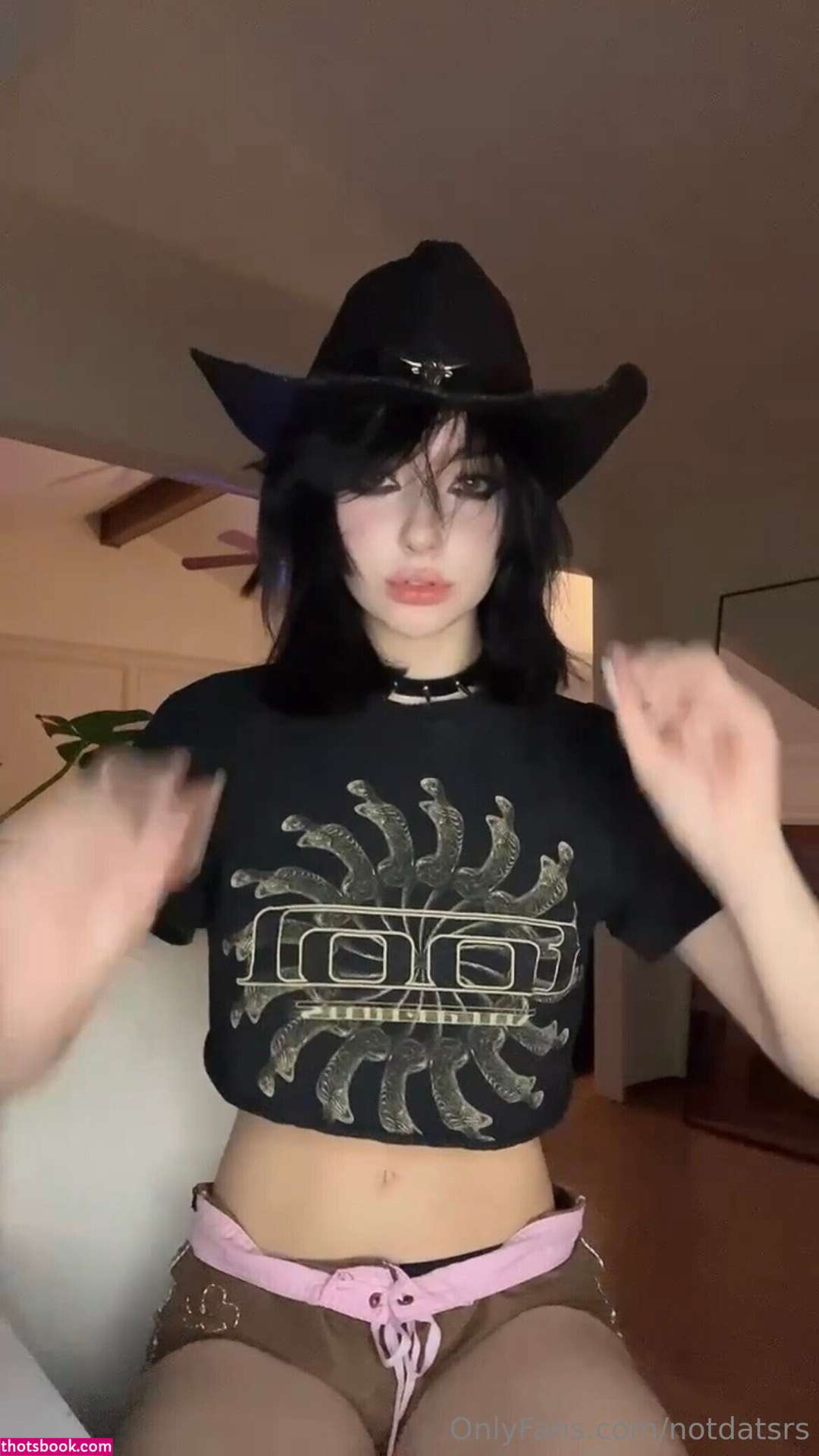 ItsNotDatSrs Notdatsrs lilredvlvt Nude OnlyFans Photos #9 803094