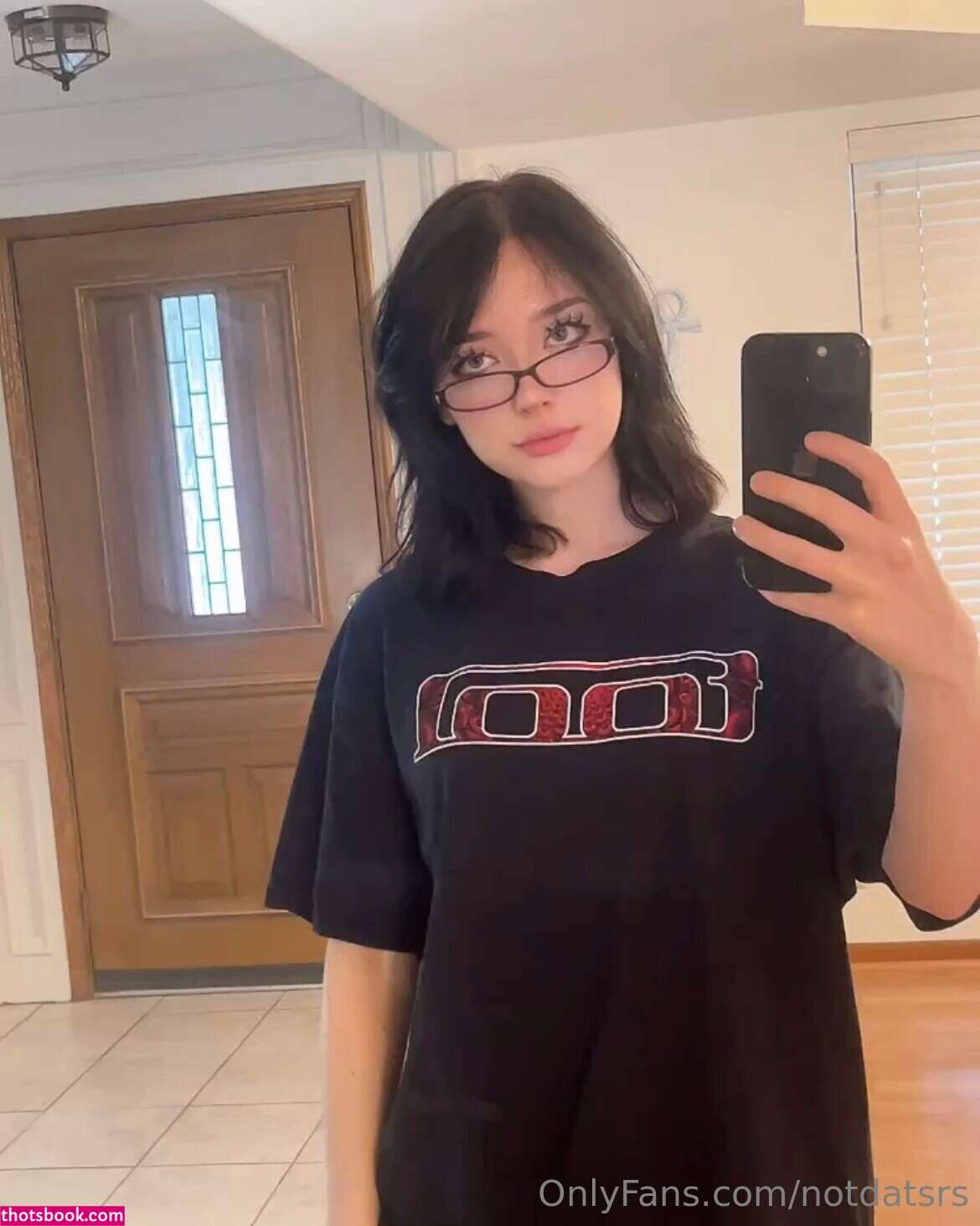 ItsNotDatSrs Notdatsrs lilredvlvt Nude OnlyFans Photos #9 803098