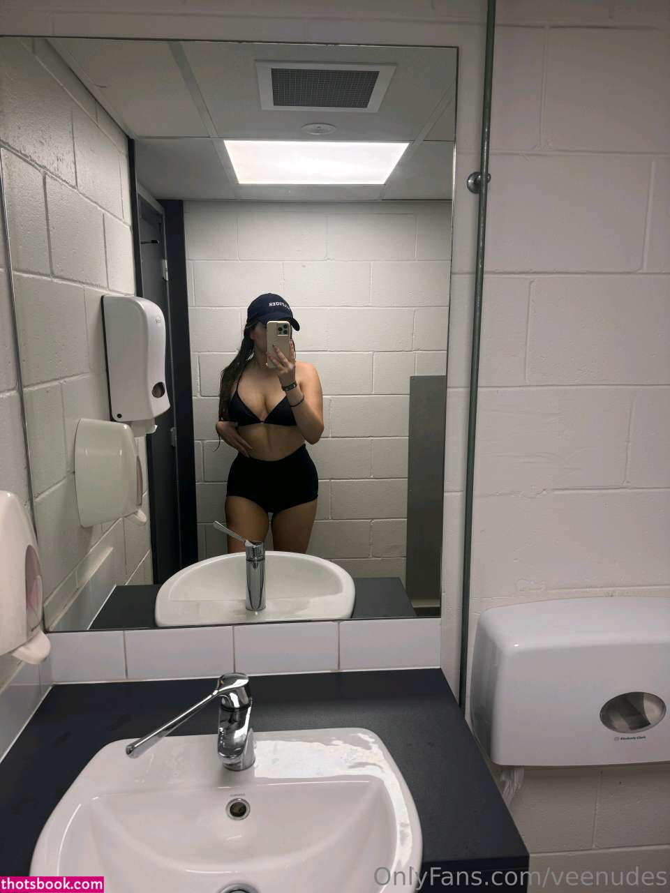 mybabyvee veenudes Vanessa Nude OnlyFans Photos #2 777792