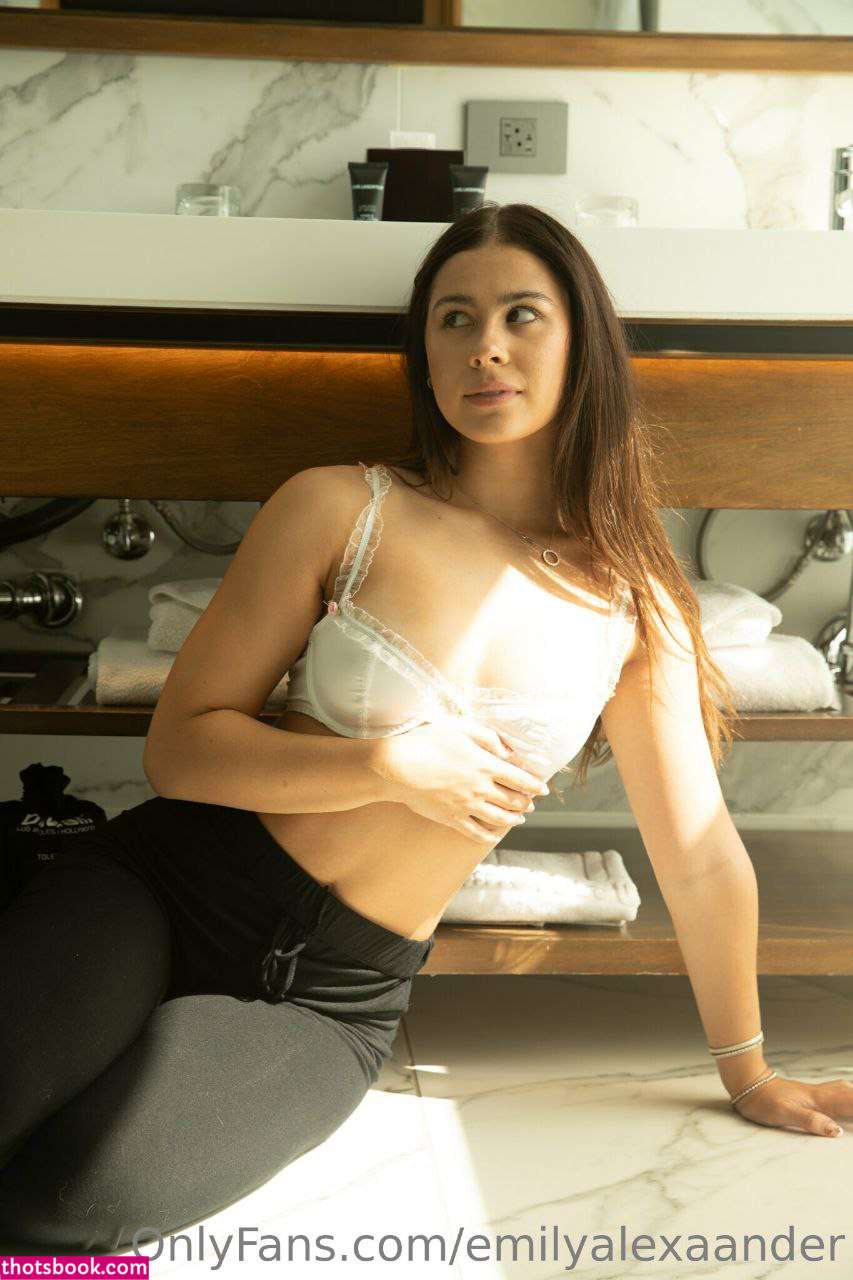Emily Alexander Nude OnlyFans Photos #8 731225