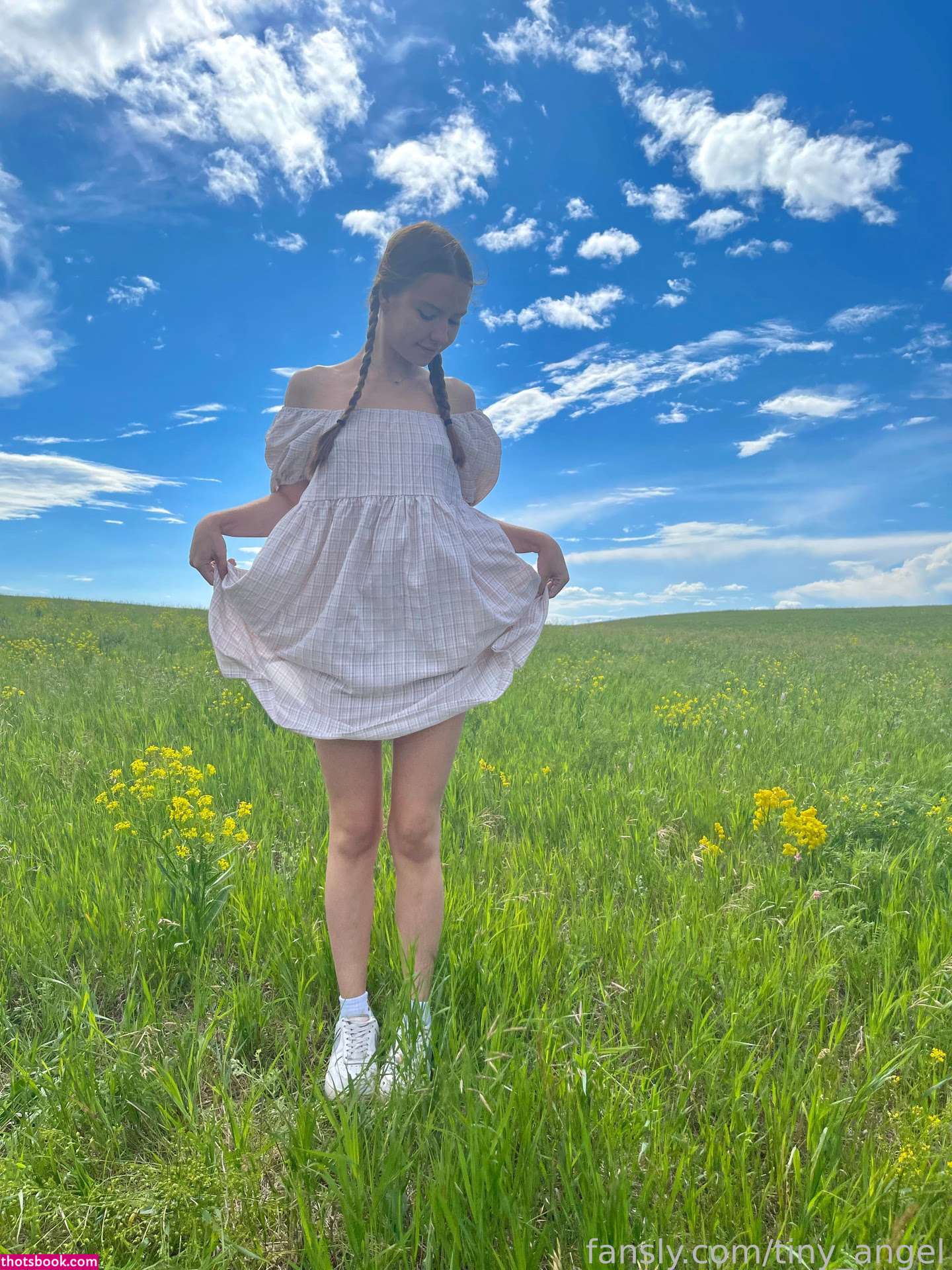 Tinyangelx Me Emily tiny angel rileyreid Nude OnlyFans Photos #1 791083