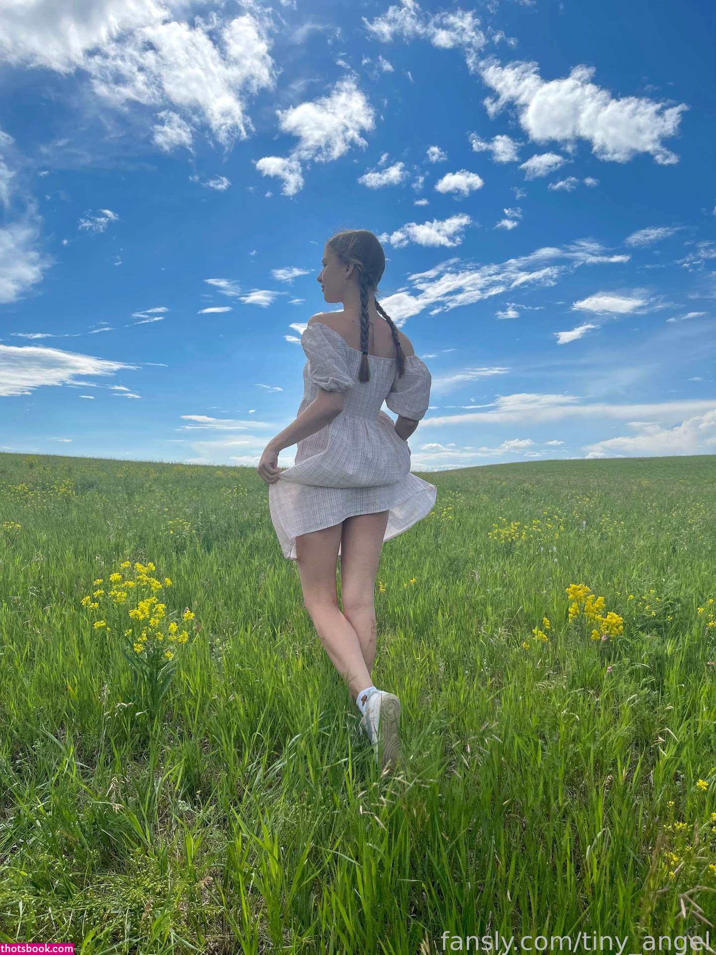 Tinyangelx Me Emily tiny angel rileyreid Nude OnlyFans Photos #1 791084