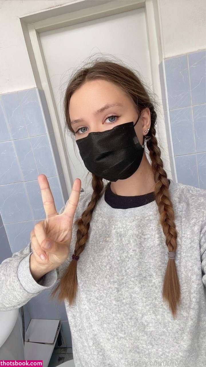 Tinyangelx Me Emily tiny angel rileyreid Nude OnlyFans Photos #8 791998