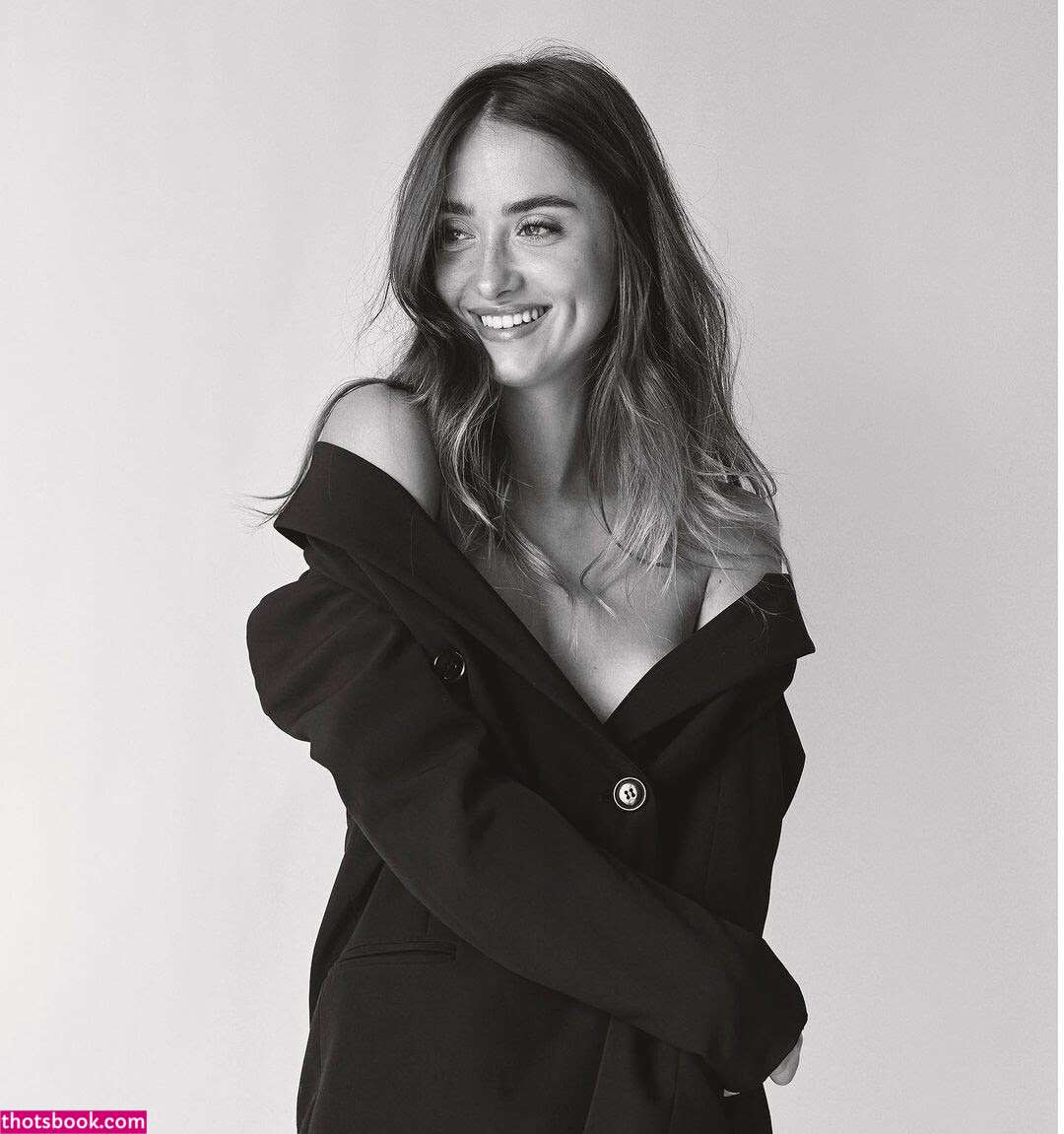 Elsa Couturier Nude Leaks OnlyFans Photos #3 1606208