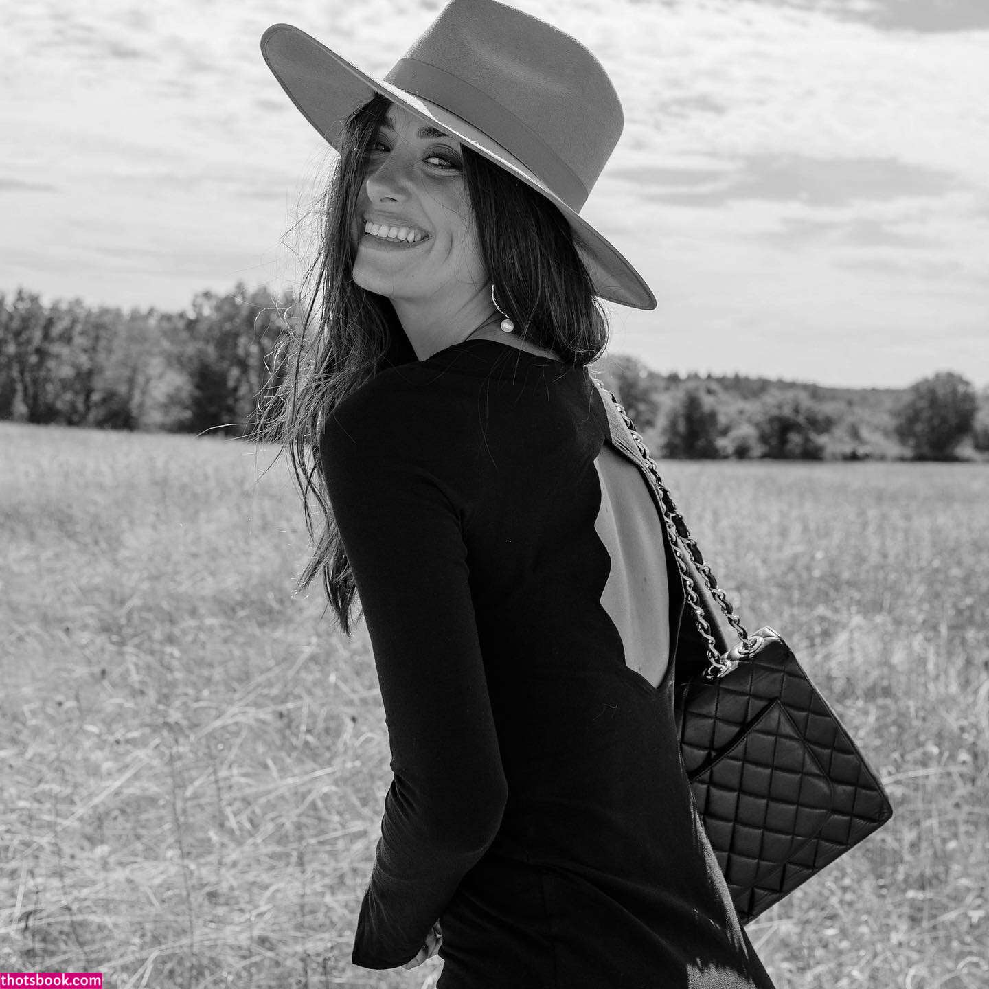 Elsa Couturier Nude Leaks OnlyFans Photos #6 1606238