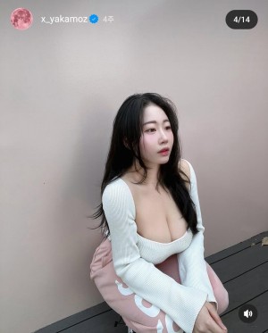 x yakamoz Nude Leaks OnlyFans Photos #2