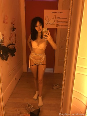 Livie Zeta Nude Leaks OnlyFans Photos #5