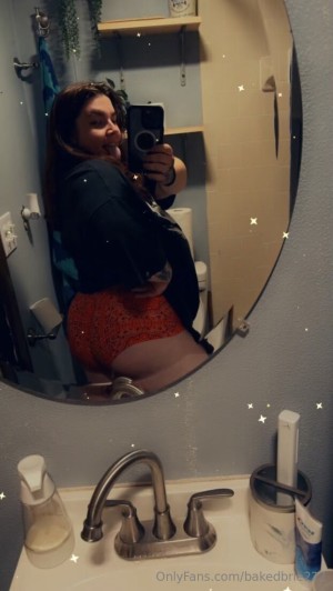 Bakedbrie222 kayyllssss Nude Leaks OnlyFans Photos #1