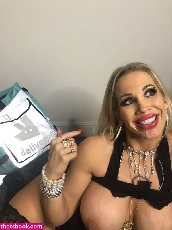 Rebecca More Nude Leaks OnlyFans Photos #4 1611244