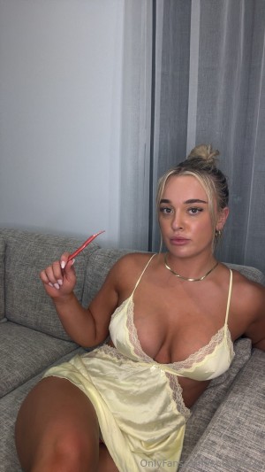 shianefoxx Nude Leaks OnlyFans Photos #2