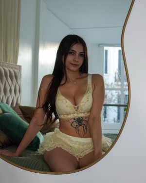 iaaras2 Nude Leaks OnlyFans Photos #33