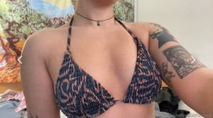 linneathecake Nude Leaks OnlyFans Photos #1