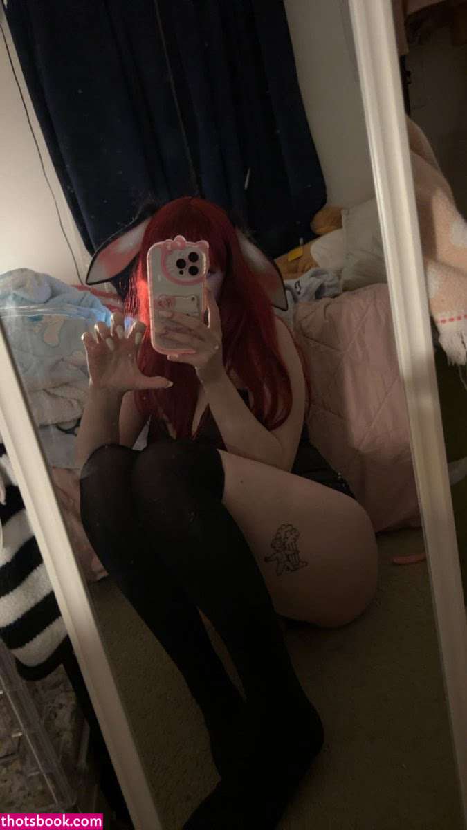 bimbogrlfriend thankyousnext julie Nude Leaks OnlyFans Photos #5 1588063