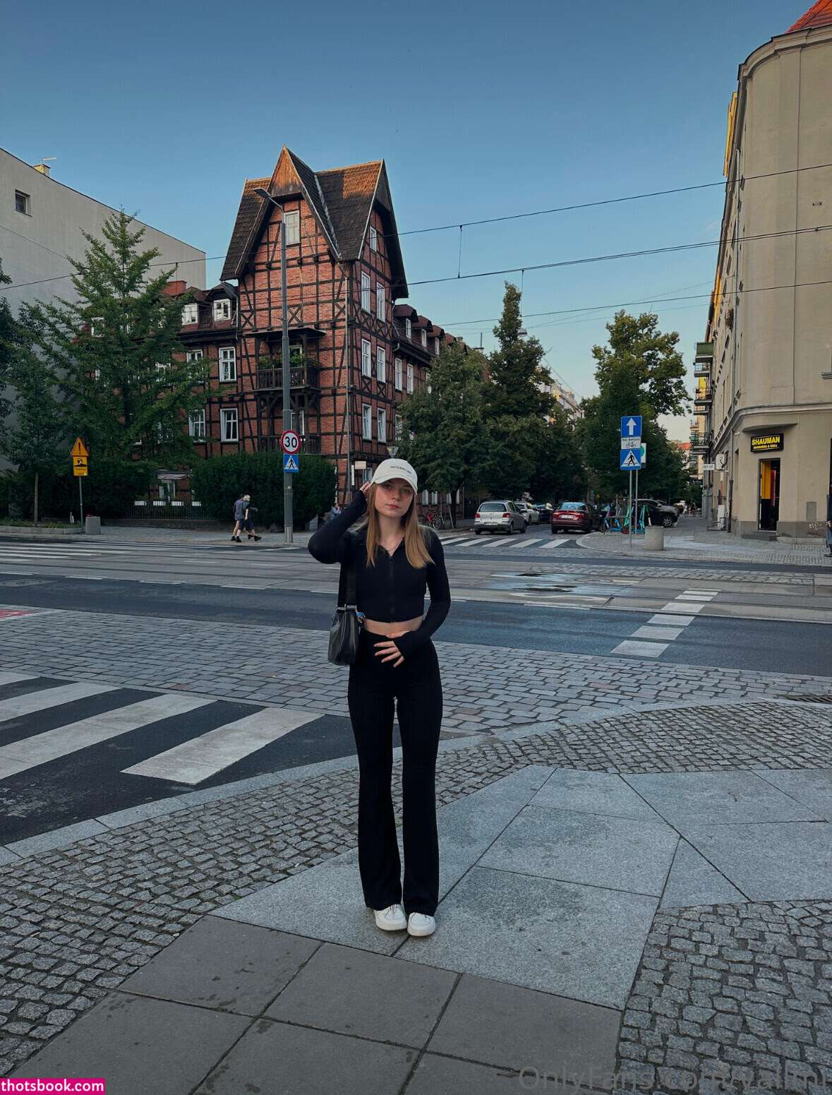 Vallmi Kaleria Mi Nude Leaks OnlyFans Photos #2 1603443