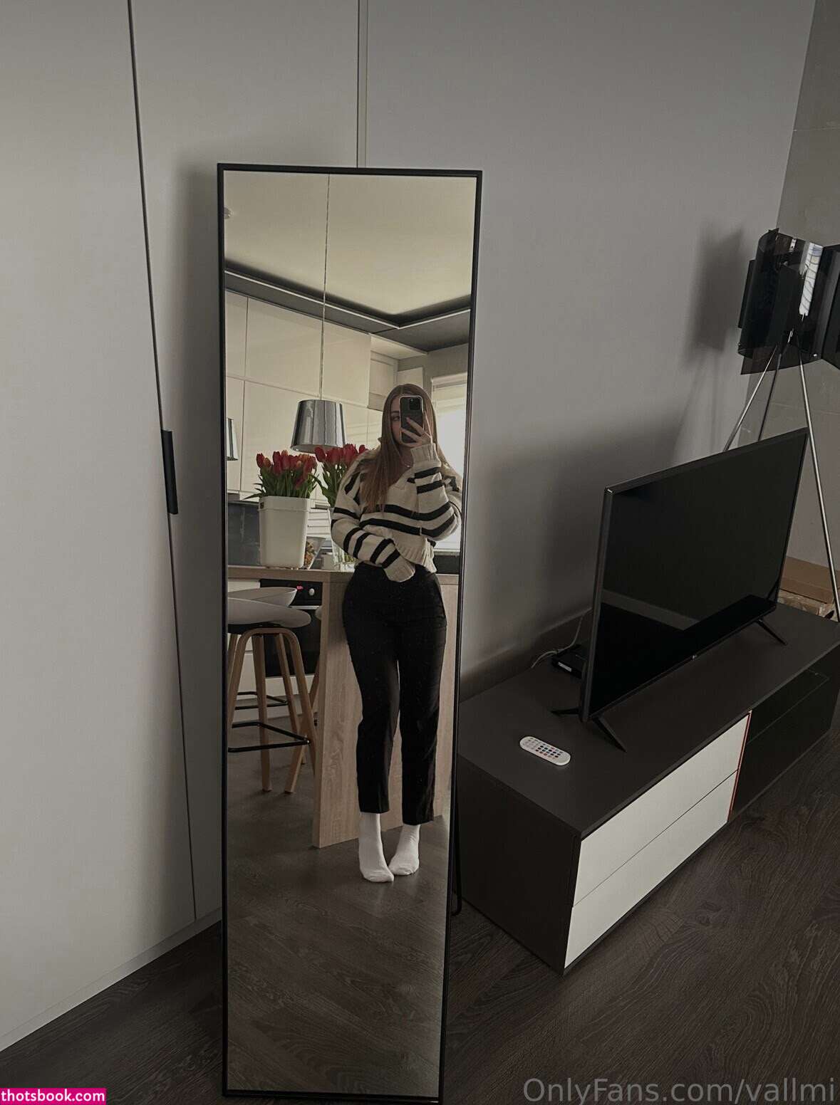 Vallmi Kaleria Mi Nude Leaks OnlyFans Photos #5 1603455