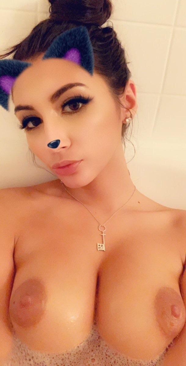 Gianna Dior Nude 7702