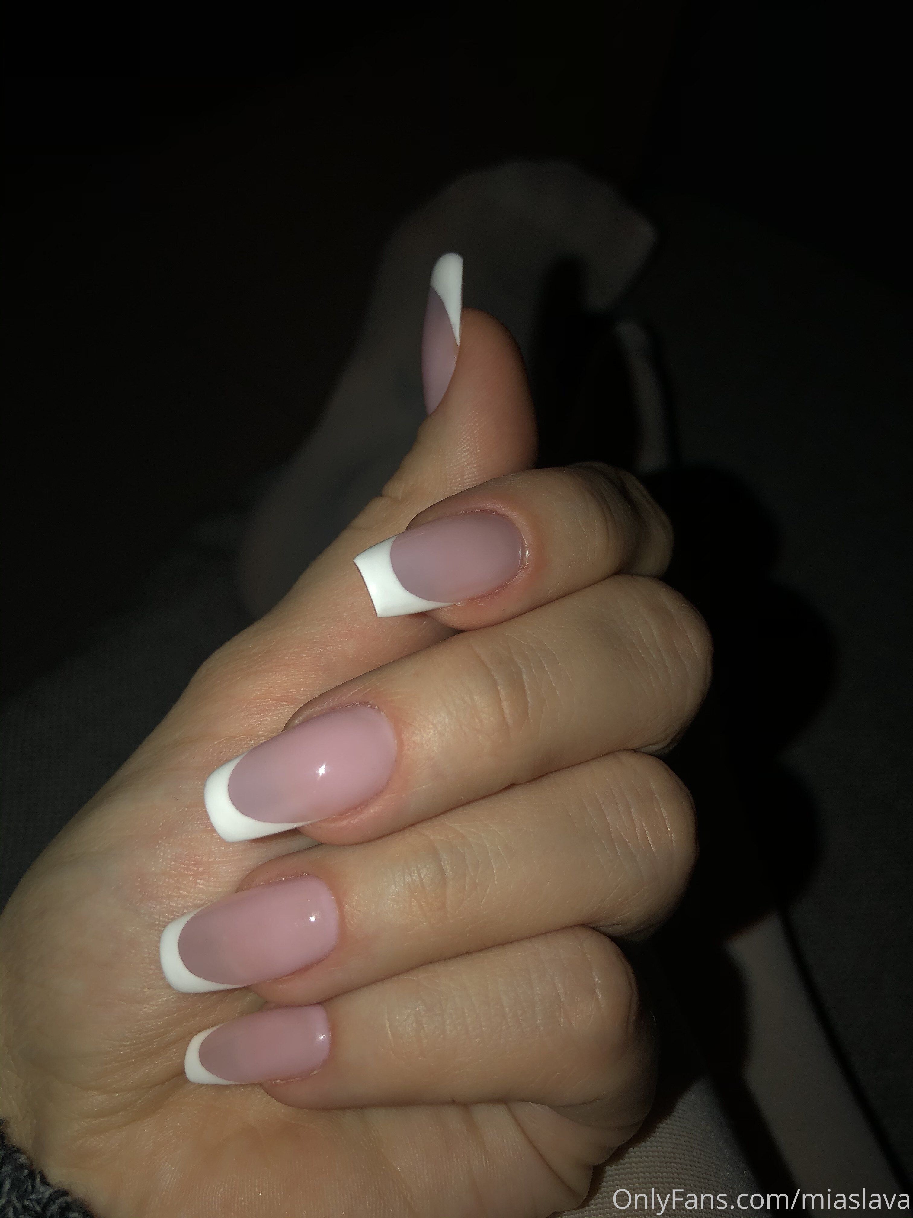 Alice Redlips Nude Photos I 68884