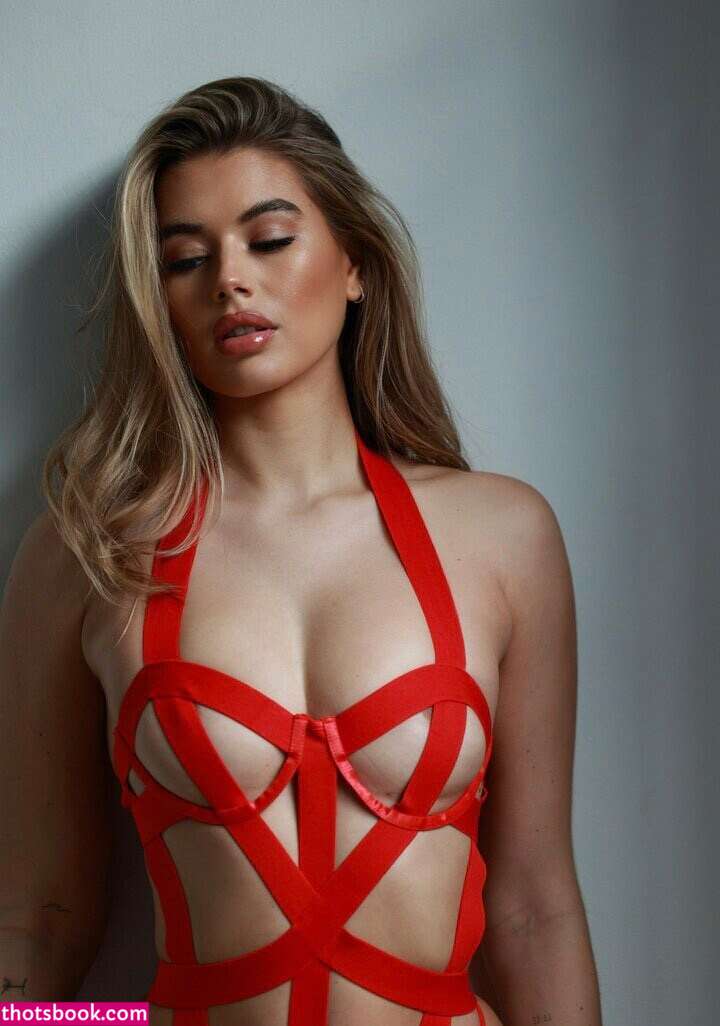 Arabella Chi Nude OnlyFans Photos #8 383039