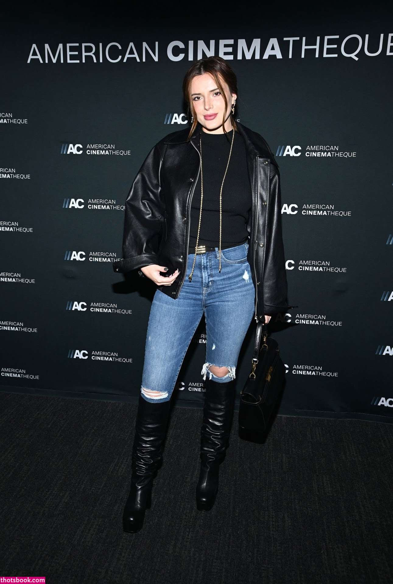 Bella Thorne Nude OnlyFans Photos #16 411177