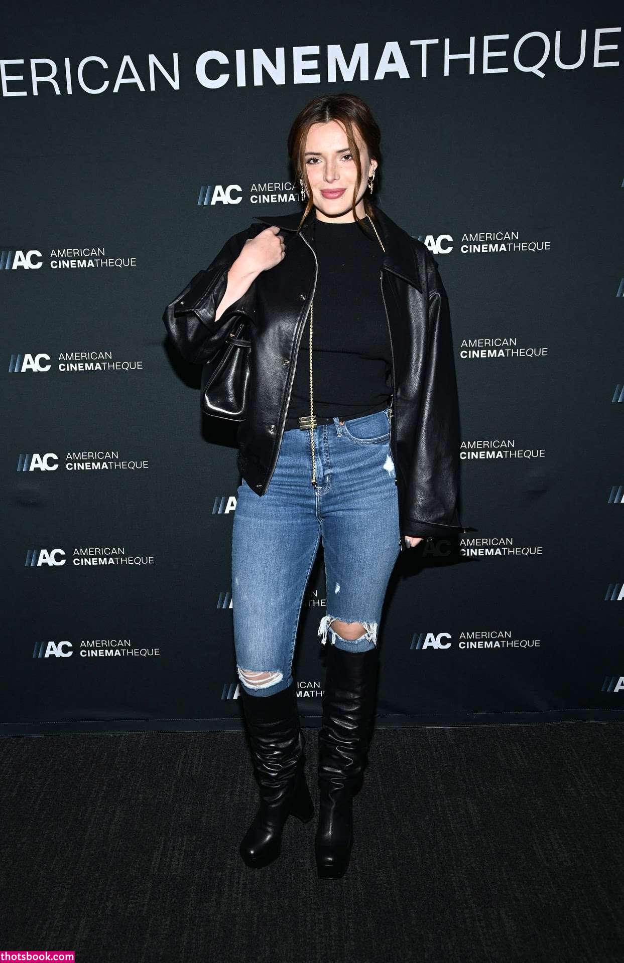 Bella Thorne Nude OnlyFans Photos #16 411179