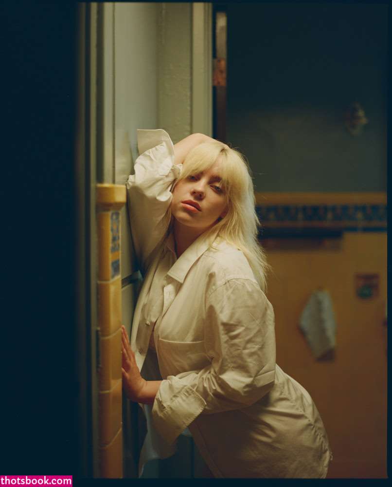 Billie Eilish Nude Photos #14 411257