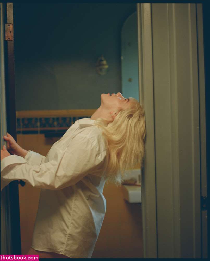 Billie Eilish Nude Photos #14 411269