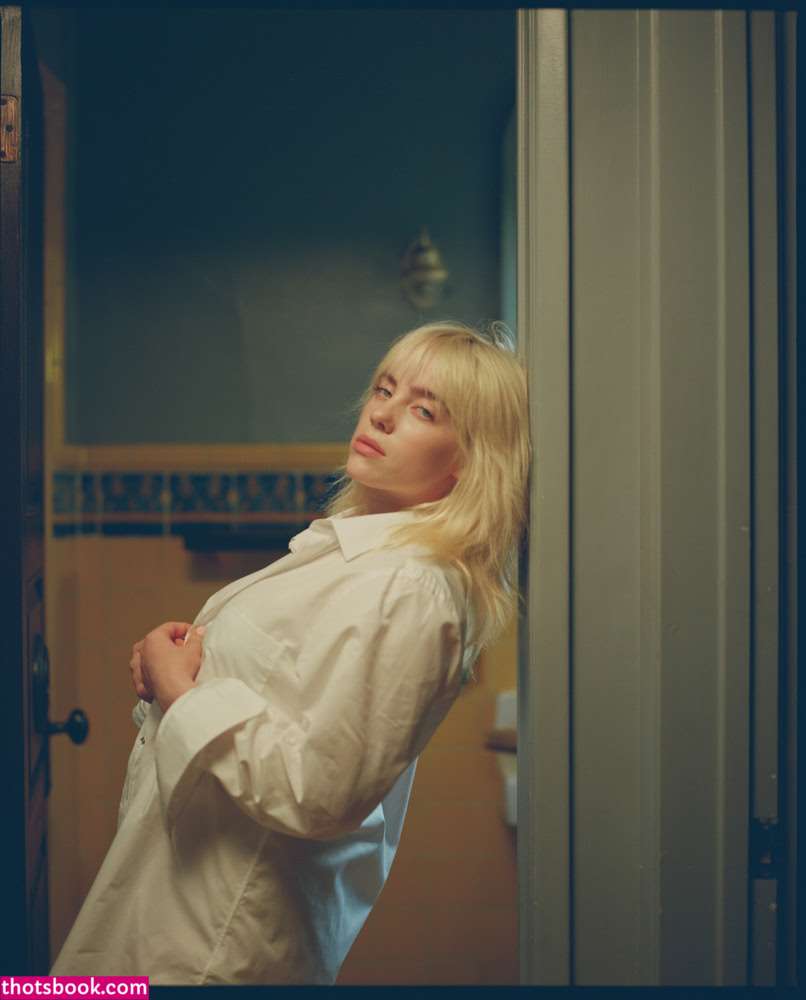 Billie Eilish Nude Photos #14 411286