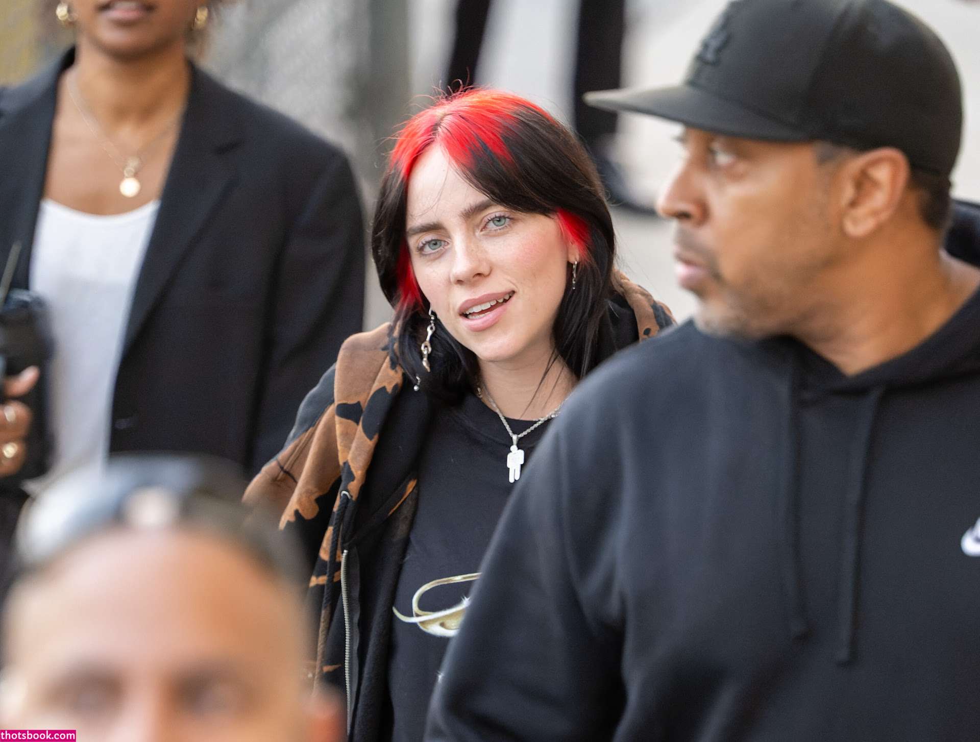 Billie Eilish Nude Photos #20 412361