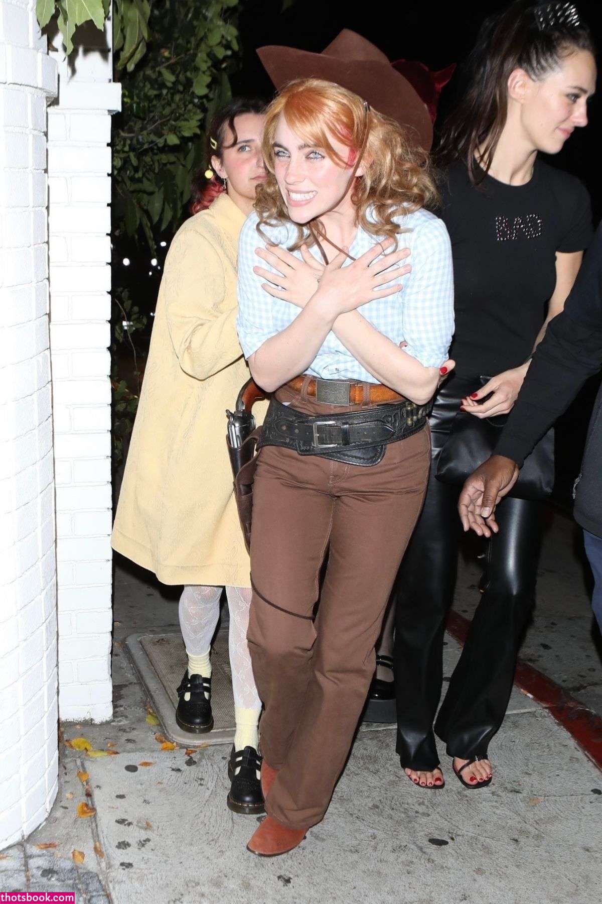 Billie Eilish Nude Photos #21 412367