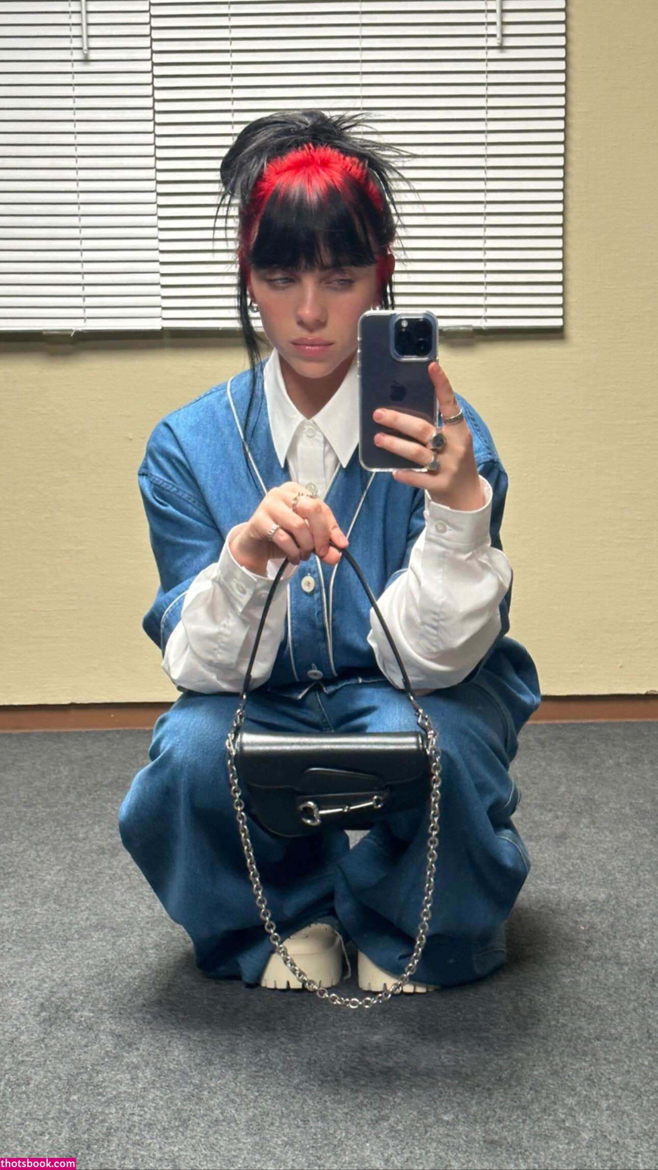 Billie Eilish Nude Photos #23 412377