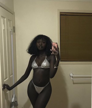 Anyang Deng Nude OnlyFans Photos #1