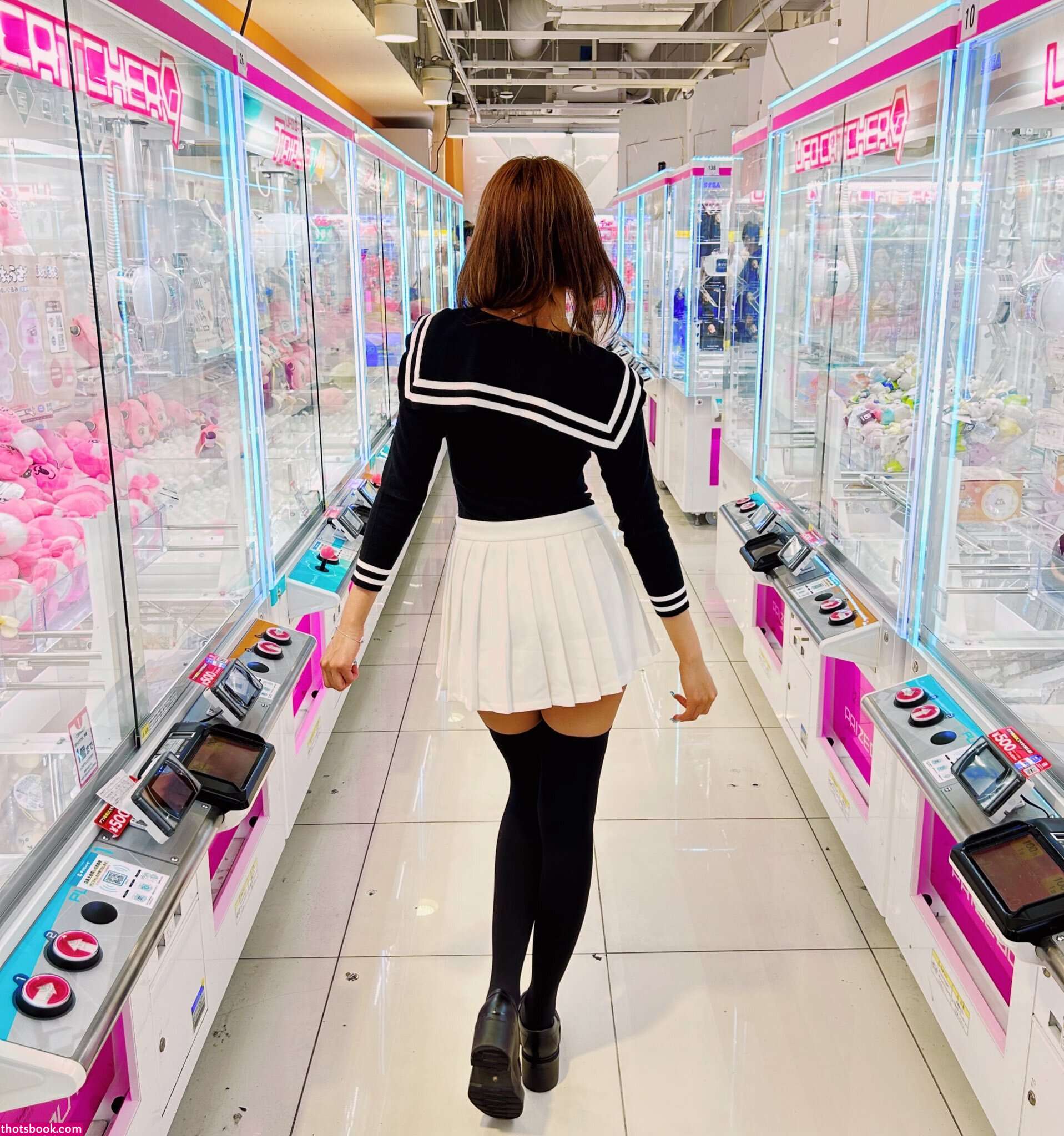 Neekolul neeko Nude Photos #9 389577