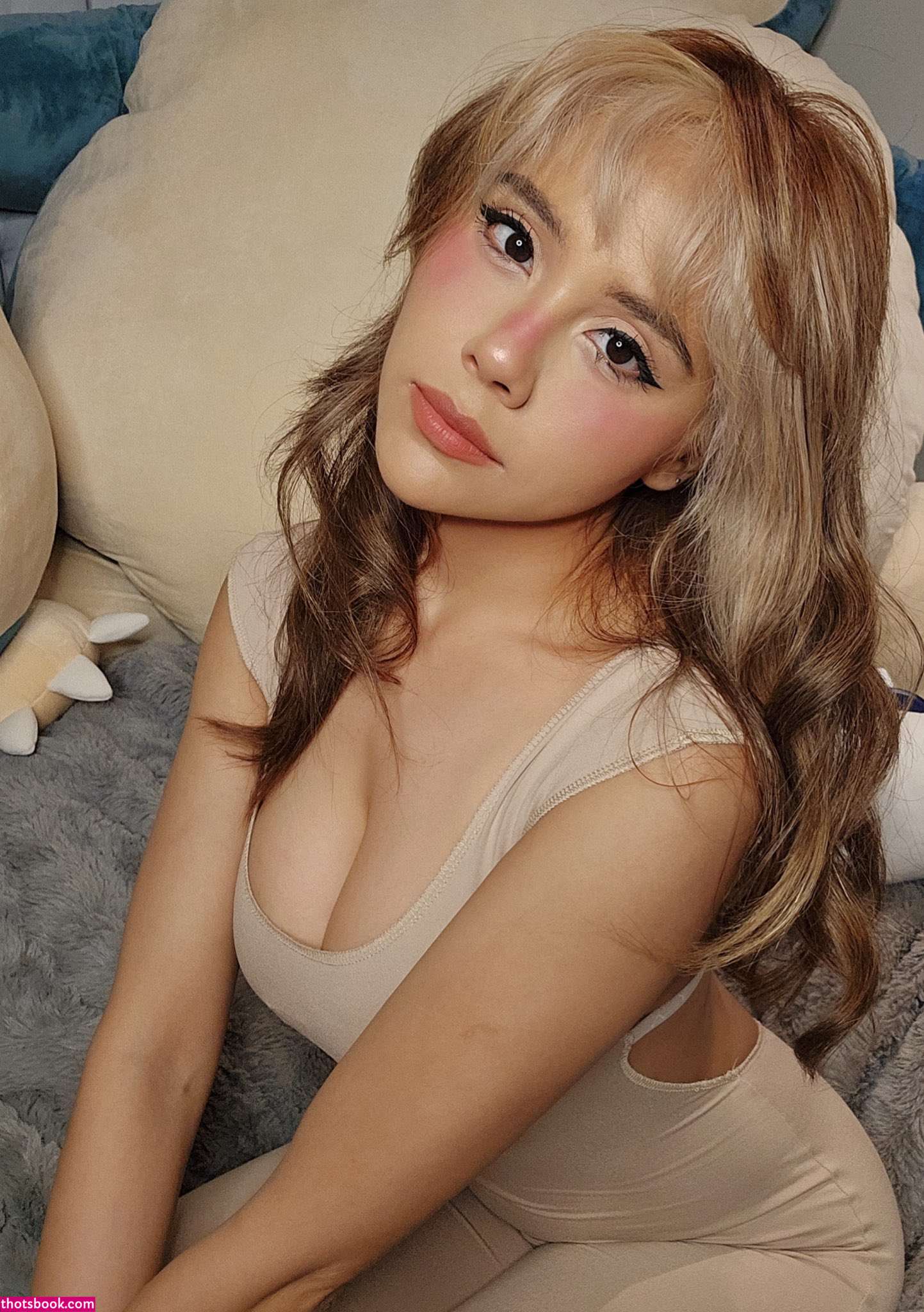 Neekolul neeko Nude Photos #12 389585