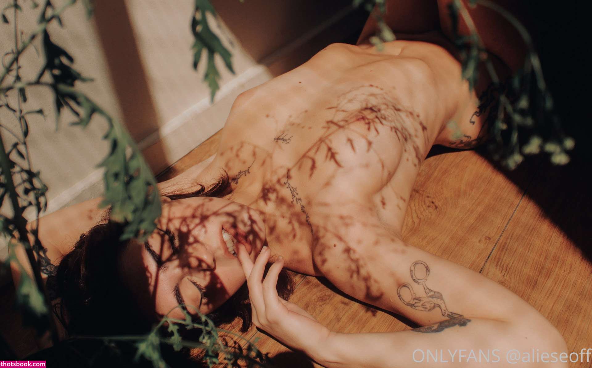 Aliese alieseoff Nude OnlyFans Photos #1 389796