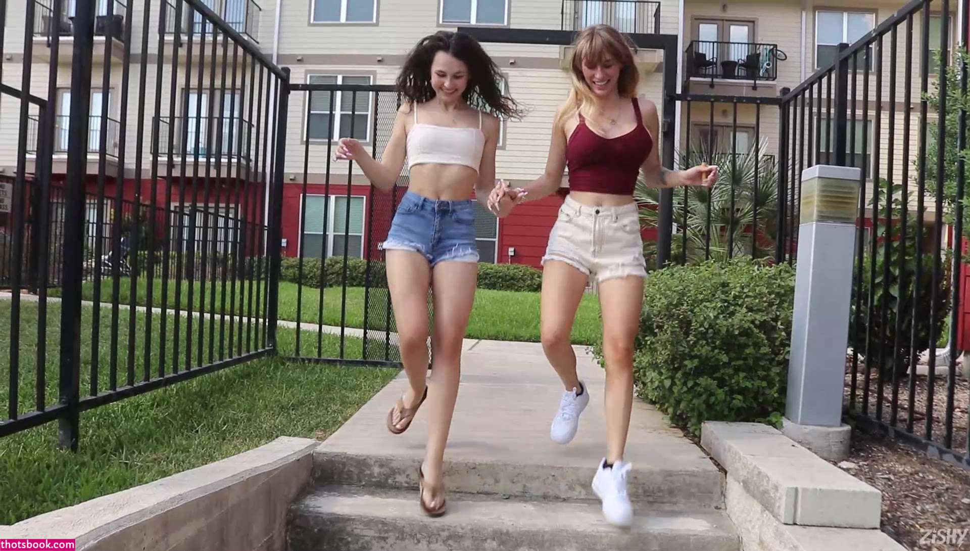 Angel Youngs angelyoungsxxx Nude OnlyFans Photos #3 378614