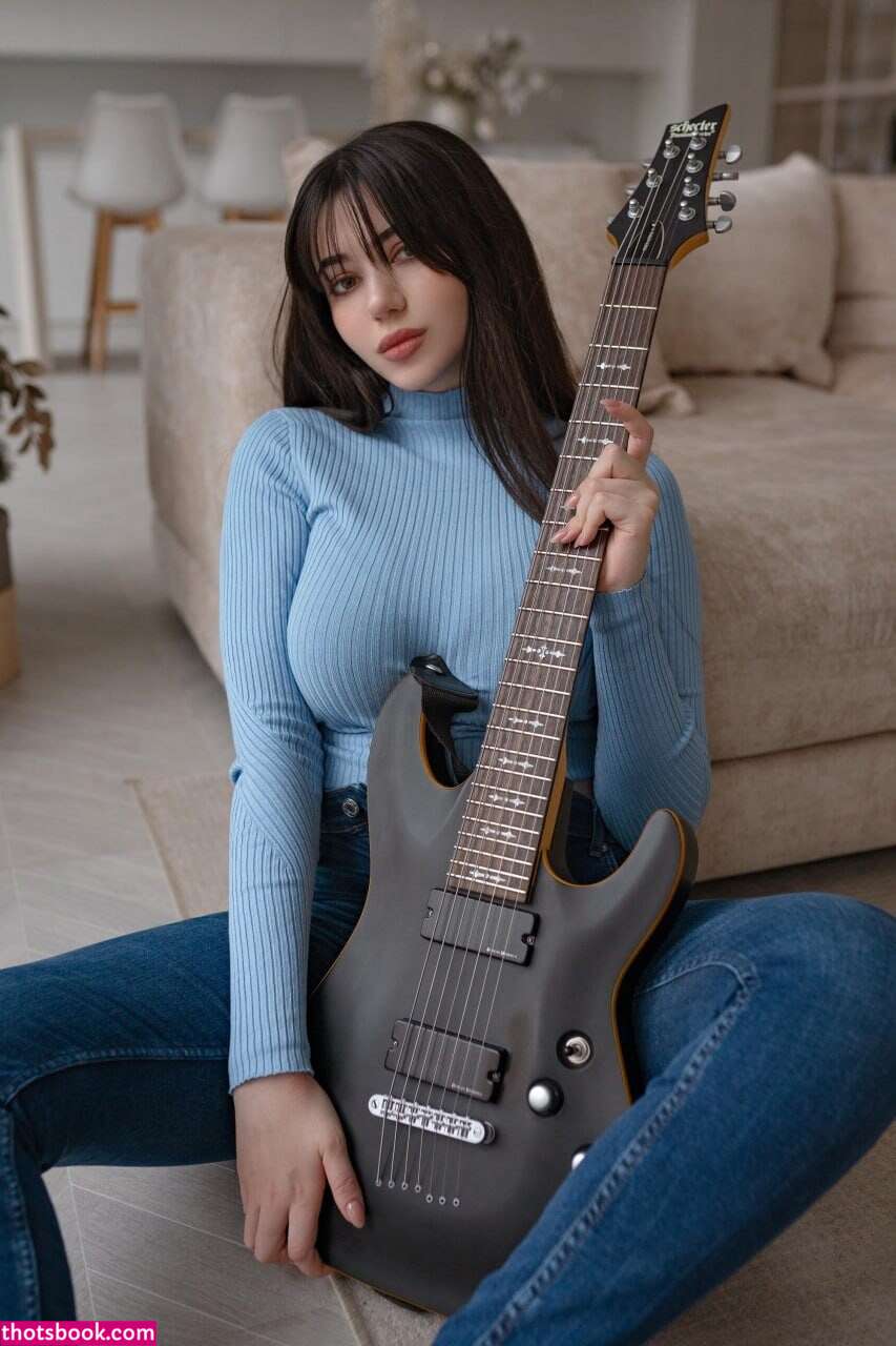 Alina Becker Nude Photos #25 389127