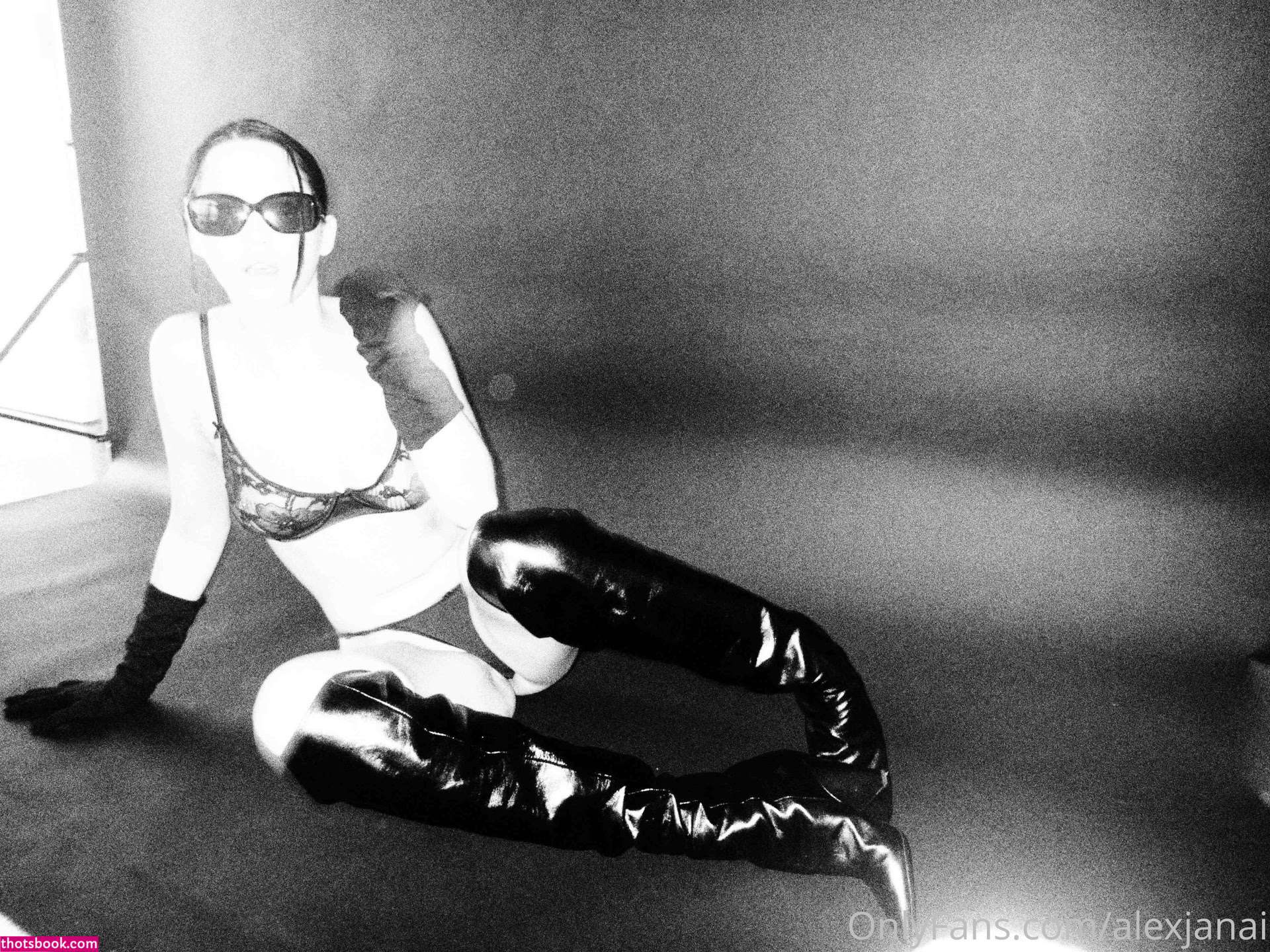 Alex Janai Nude OnlyFans Photos #11 1230959