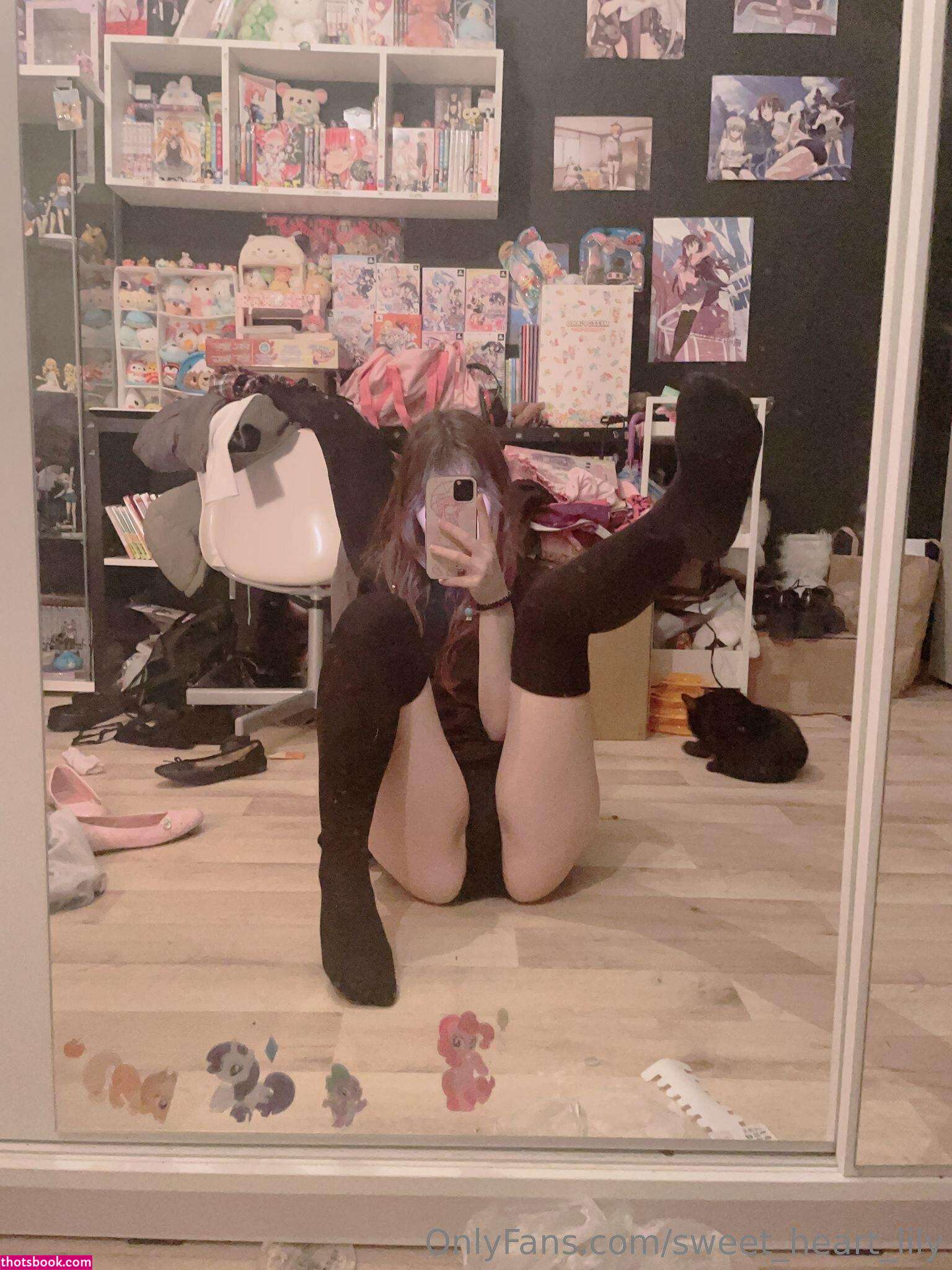 Goldenpupu Sweet Heart Lily Nude OnlyFans Photos #1 1214807