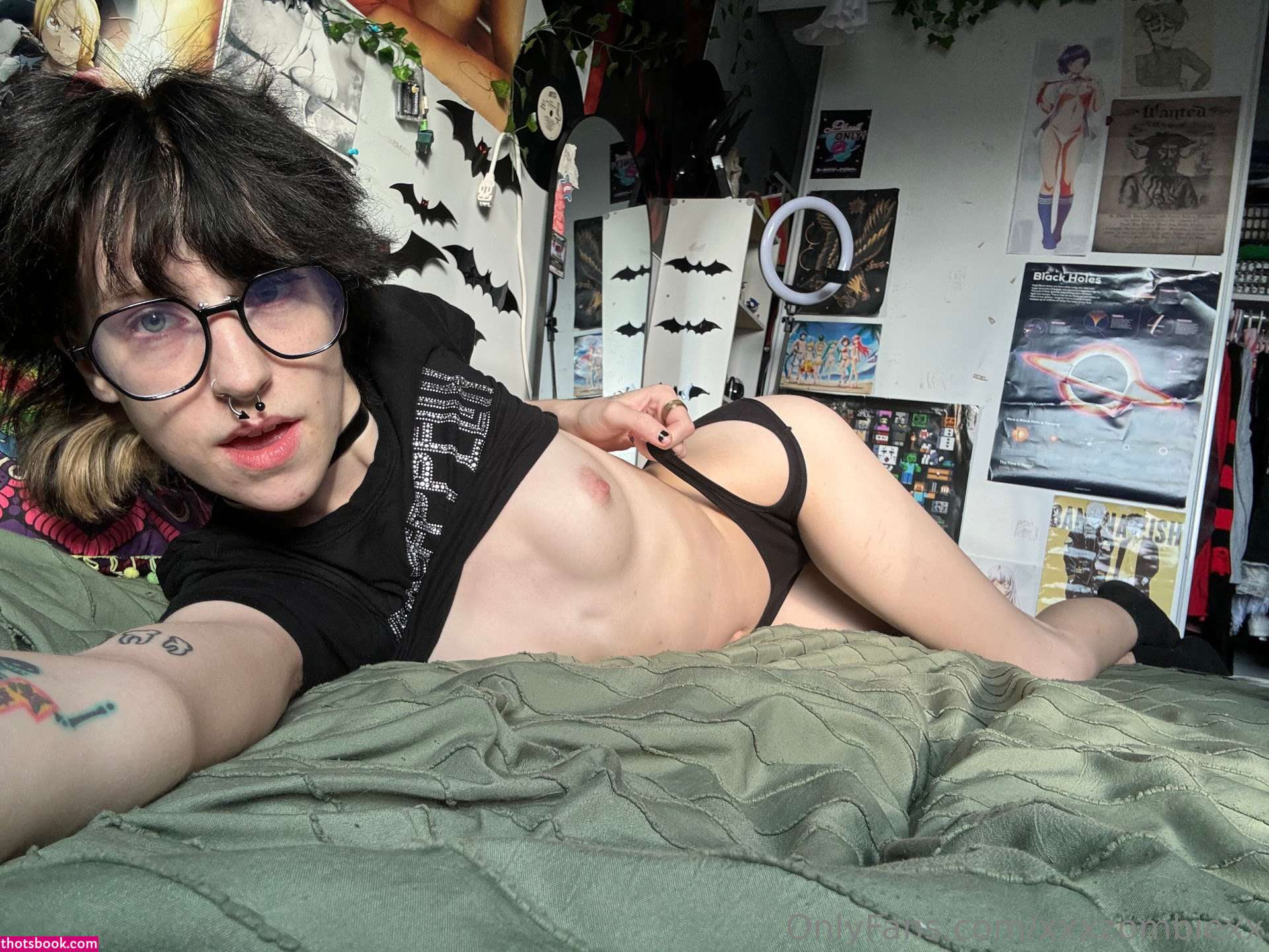 XXXZOMBIEZX Nude OnlyFans Photos #9 1217905