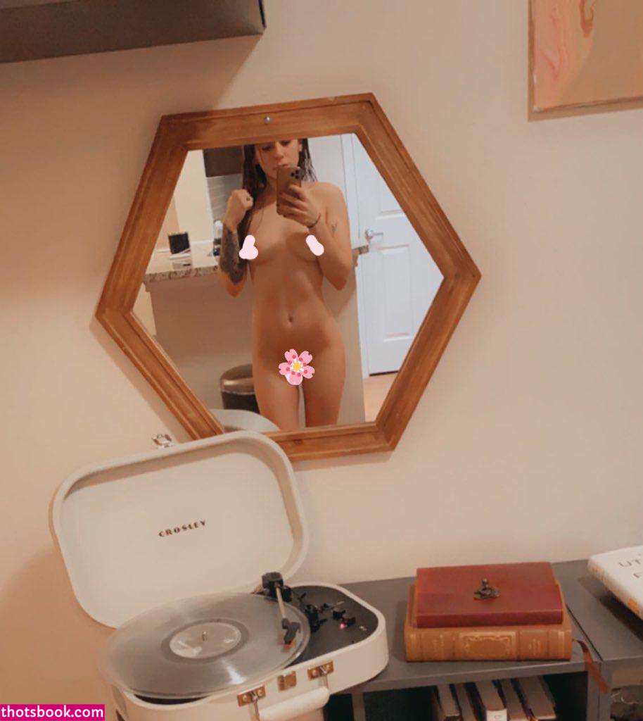 Aliice Apple Nude OnlyFans Photos #12 1200531