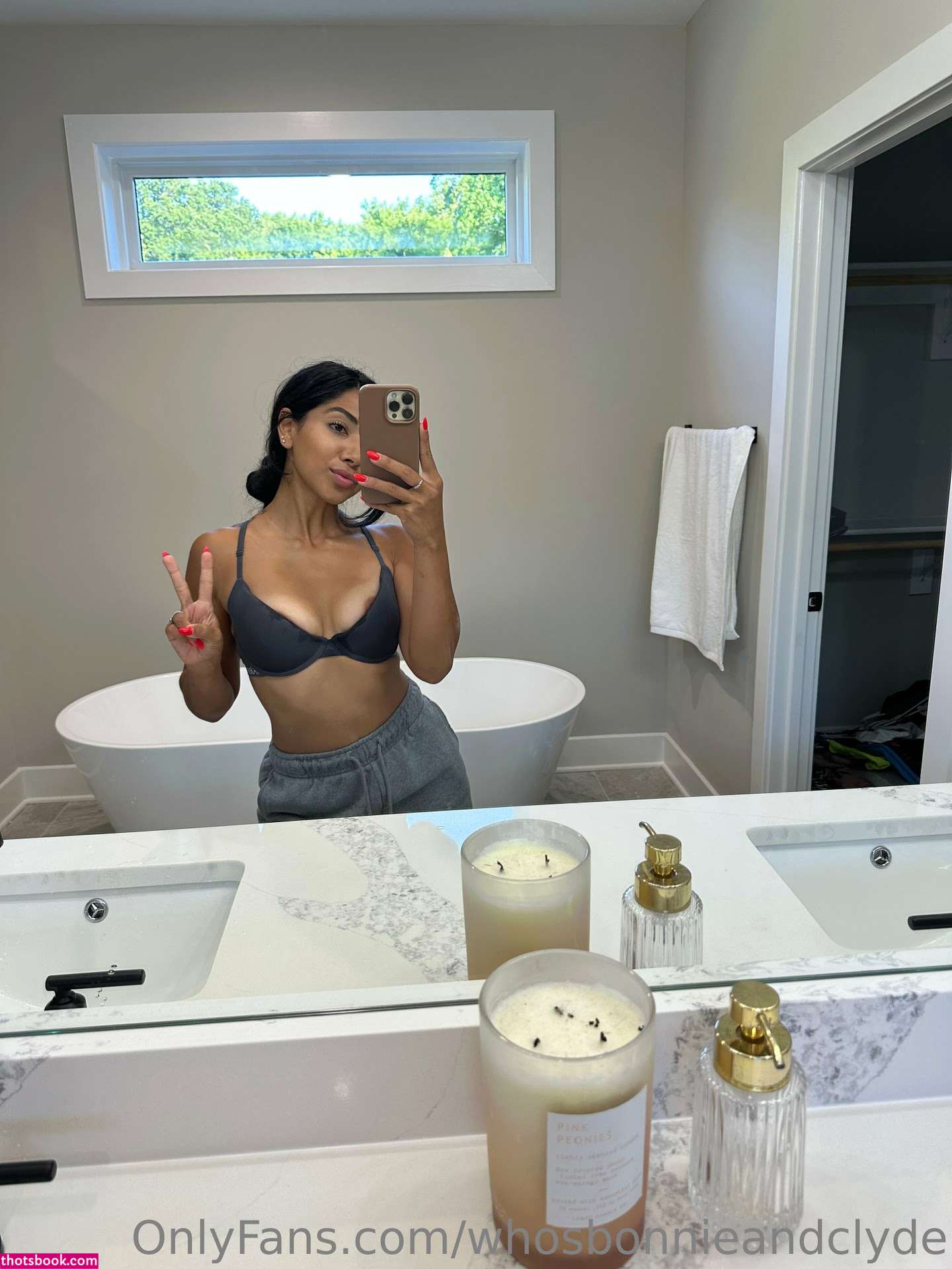 Whosbonnieandclyde Nude OnlyFans Photos #13 1252804