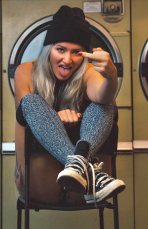 Catherine Lennard itsvanlife Nude Leaks OnlyFans Photos #5