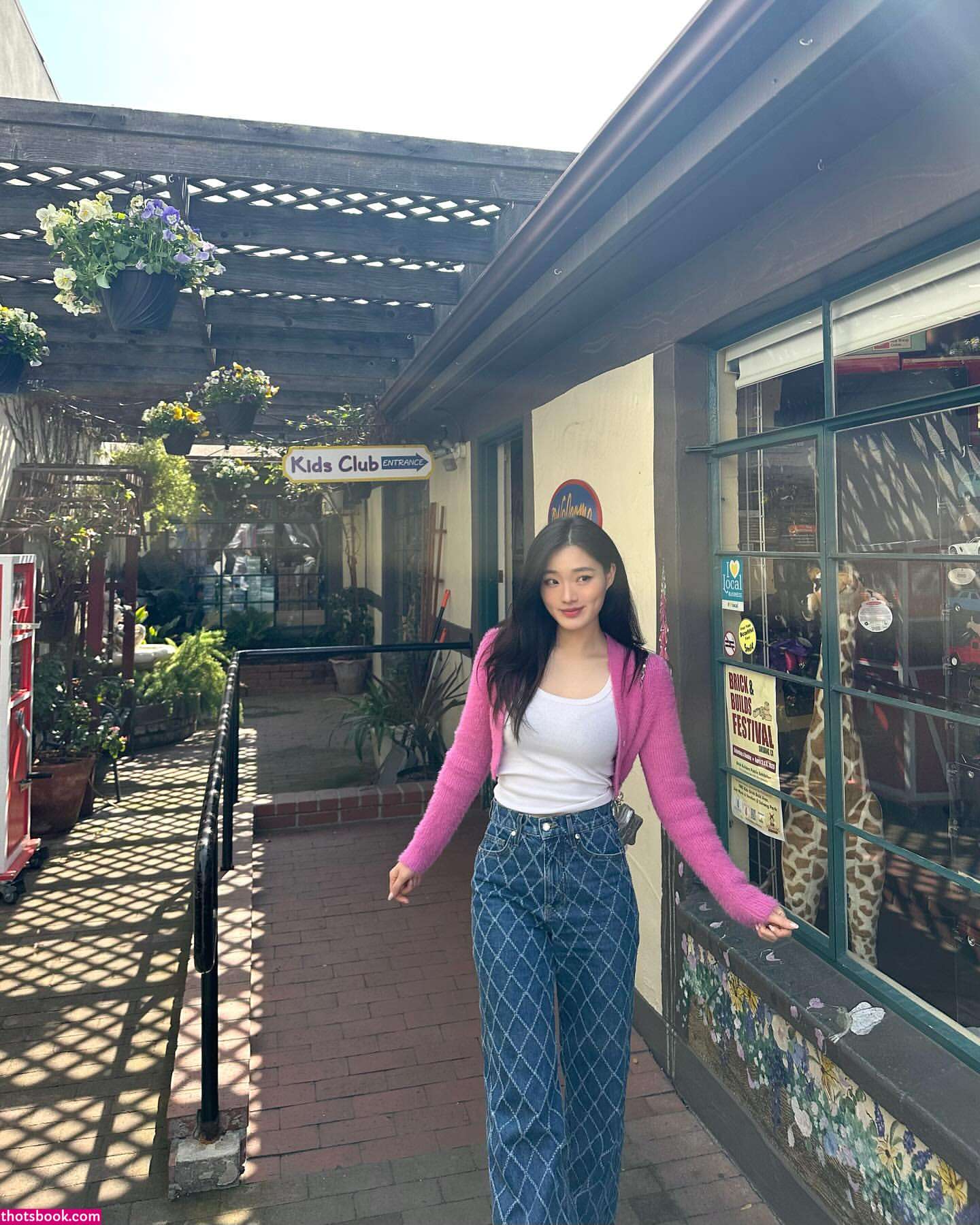 Sarah Hwang Nude Leaks OnlyFans Photos #3 1849535